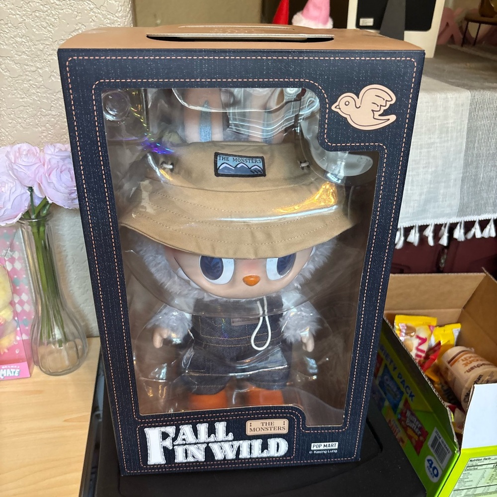 Fall in Wild Collectible Figure